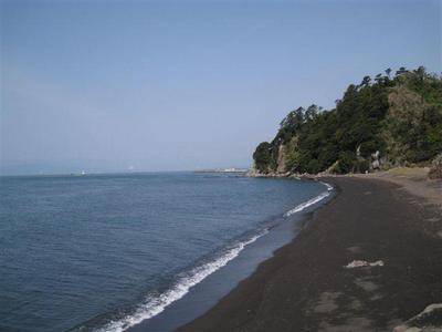 tonbi%20umi.jpg